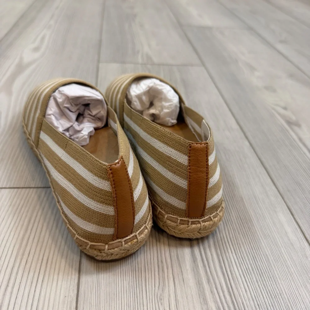 NEW Vionic Coast Valeri Sand Stripe Canvas Espadrille Slip On Flats 7.5